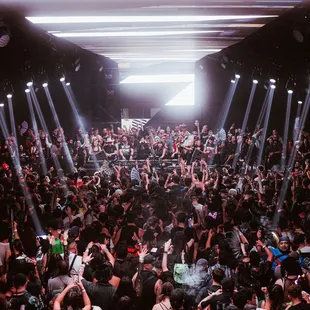 Inside the venue. Day 3 of Seismic. Hard techno all day long.