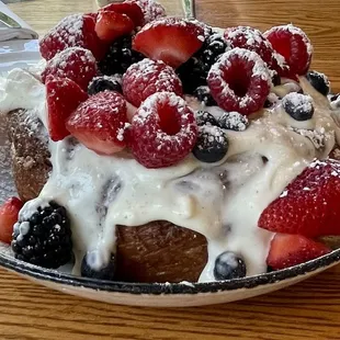 Giant Warm Cinnamon Roll