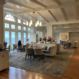 @The Conservatory Ritz Carlton HMB CA Sun 10/31/21