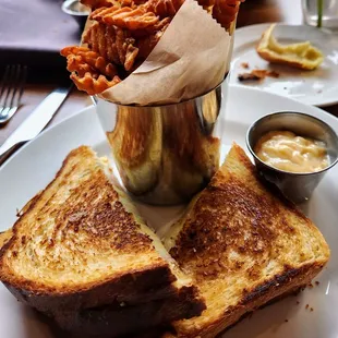 Grilled Cheese Sandwich