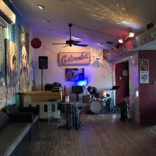 Musicians setting up - intimate place