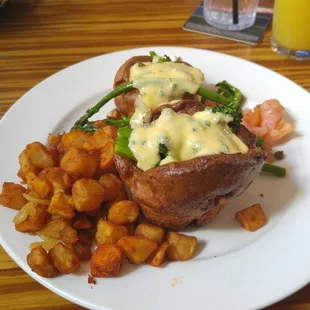 Eggs Benedict