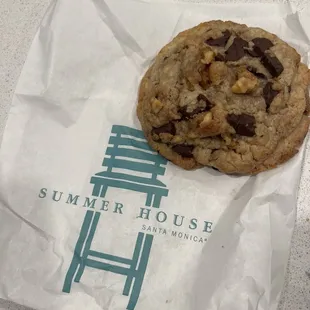Chocolate chip / walnut