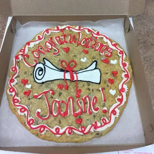 The Cookie Company 402-330-1107 Honor Roll Cookie Cake