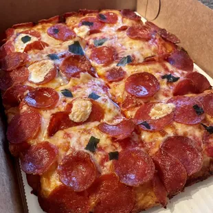 Pepperoni pizza