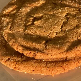 Queen B: Brown sugar cookie