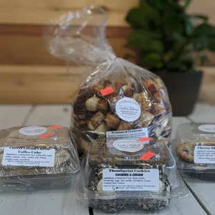 Croutons, coffee cake, pie  cookies