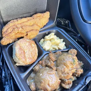 Shrimp and potatoes with catfish
