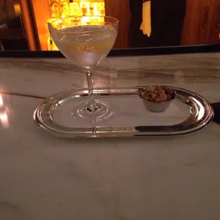 Cooper Lounge 5050 Gin Martini