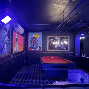 Pool table