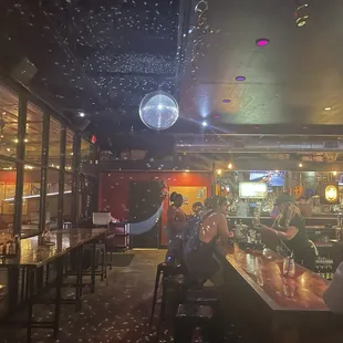 Back bar