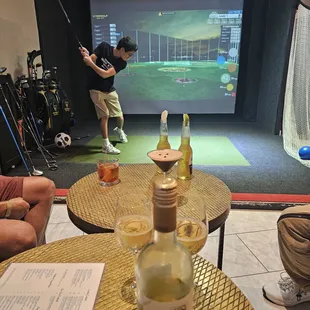 Drinks &amp; Simulator