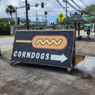 Sign coming from Laie side