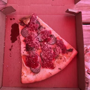 I had the meatball Parmesan slice!