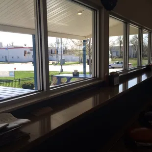 a view of the outside of a restaurant