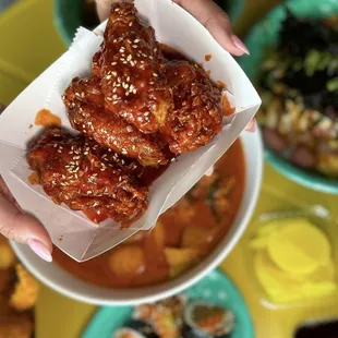 chicken, poultry, bbq wings, fried chicken wings, bbq chicken, chicken wings and fried chicken, food, fried chicken, chicken wings