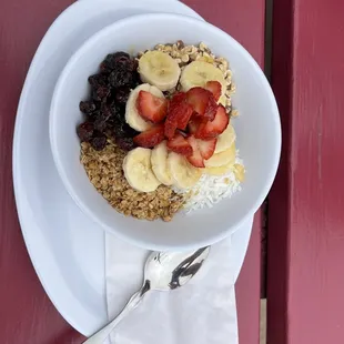 Acai bowl: my husband&apos;s absolute favorite!