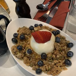 Granola Parfait