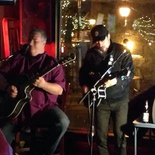 Kevin Fox and friend Bluesin&apos; it out for Charity on Thanksgiving.