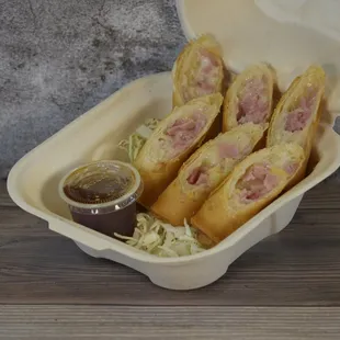 HAWAIIAN ROLL This fun and twist of cheesey #mozzarella, ham, and #pineapple. Yes, pineapples belong in egg rolls too.  Comment down be