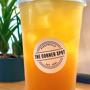 32oz Immunity Bomb Refresher: Zinc, Vitamin C, echinacea, aloe vera. Orange flavor | 65 cal. 6g carbs.