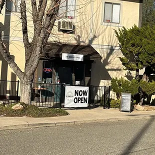 2864 Ray Lawyer Drive Unit 108 Placerville, CA 95667 | Parking lot view