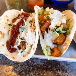 Pulled pork taco, buffalo chicken taco