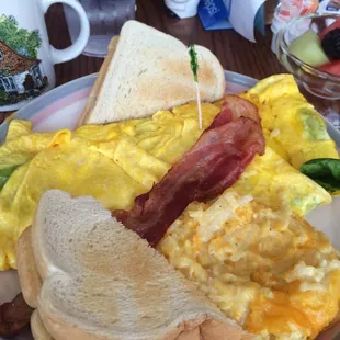 Egg plate with spinach