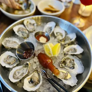 Oysters raw