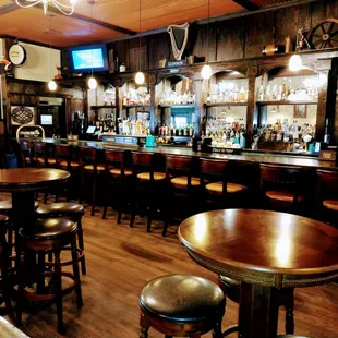 Main bar and seating