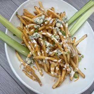 Buffalo Loaded French Fries, no buffalo sauce. Came out cold but looked good