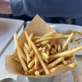 Side Shoestring Fries