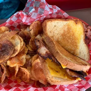 Hot Ham and cheese with chips