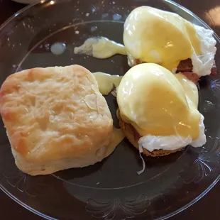 Eggs Benedict