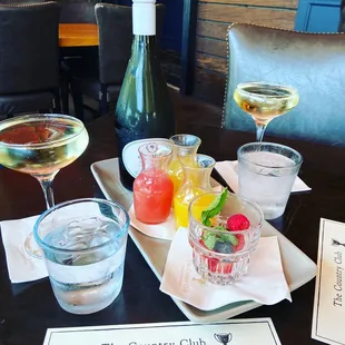 drink, oysters and mussels