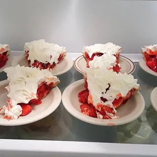 cupcakes, food, dessert