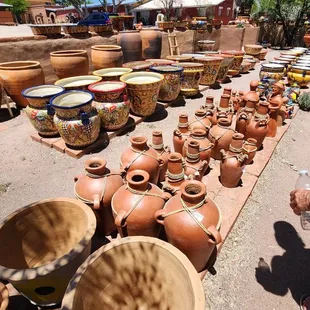Clay large &amp; small Pottery