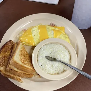 I got the ham and cheese omelette, grits, and wheat toast.