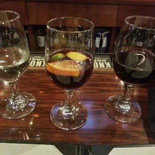 Wine Flight 2: Starborough Sauvignon blanc, Red sangria (house), and 7 Moons Red Blend.