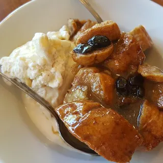 Mom's Homemade Bread Pudding