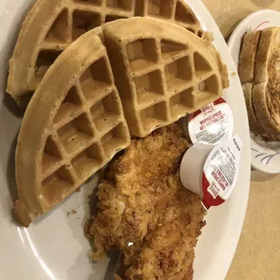 Chicken &amp; Waffles*