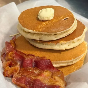 Hotcakes Summons - house pancake mix