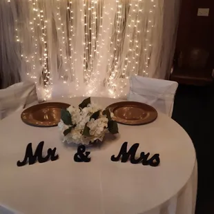 Sweetheart table