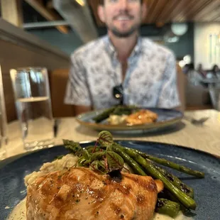 Copper River Salmon with garlic mashed potatoes and asparagus!