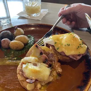 Wood-Grilled Oregon Farm Ham Benedict