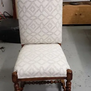 Captain&apos;s dining chair.