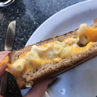 Macaroni and Cheese Grilled Cheese