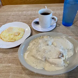 Sausage gravy biscuits