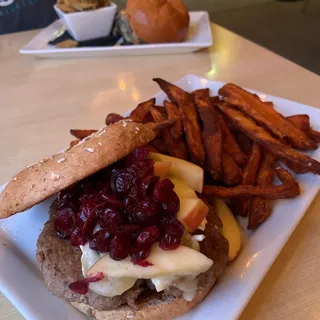 Apple, Berry & Brie Turkey Burger