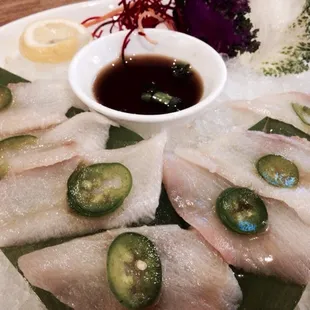 Yellowfin tuna appetizer = yum!